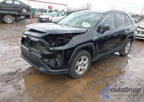 2019 Toyota Rav4 Hybrid Le z USA, uszkodzony, nr VIN JTMMWRFVXKD503778